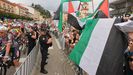Salida de la Vuelta ciclista a Espa�a, en Vegadeo, con protestas contra Israel