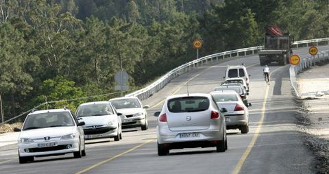 El tramo entre Viveiro y A Ga�idoira, complicado por una casi permanente  l�nea continua, es uno de los controlados con radar. 