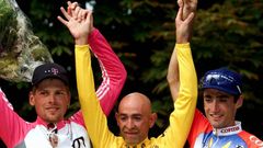 El podio del Tour del 98, con Ullrich, Pantani y Julich