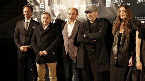 presentacion serie Operación marea negra, con fotocol, estará conselleiro de cultura e actores, entre eles, álex gonzález, PREESTRENO SERIE DE AMAZOM PRIME