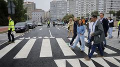 La alcaldesa, In�s Rey, visit� junto a otros miembros de gobierno las obras de Visma. En la imagen la calle que conectar� la ronda de Outeiro con el colegio