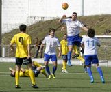 El Marc�n y el Sanxenxo luchan para evitar el descenso. 