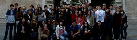 Estudiantes del instituto de Sarria participaron recientemente en una excursi�n a Burgos y San Sebasti�n.