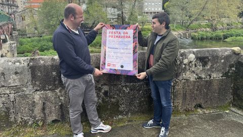 Los concejales del BNG de Caldas presentaron la Festa da Primavera, donde actuar� la orquesta Panorama