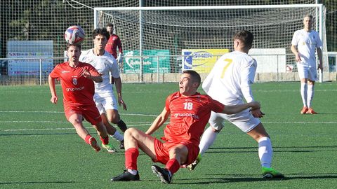 Partido de Primera Futgal entre el Uni�n y el Cordeiro