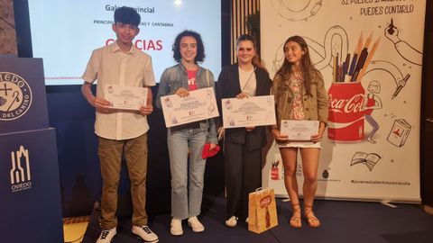 Elsa Villardn y Lucas Prado, ganadores de la 63 edicin del Concurso de Relato Corto de Coca-Cola en Asturias