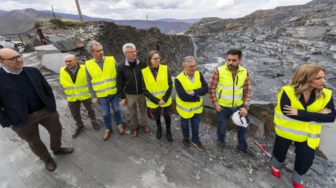 El presidente de la Diputación visitó una cantera de la mano del Clúster da Pizarra.