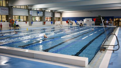 Instalaciones de la piscina de Narn