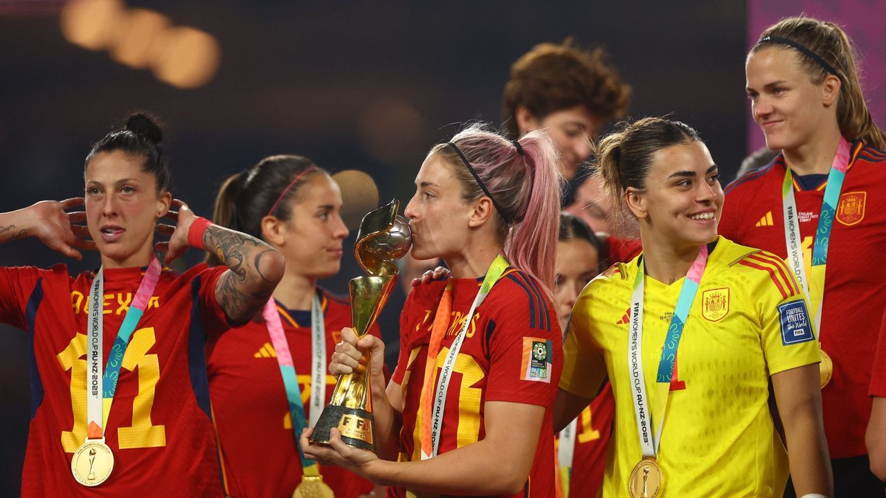 Las campeonas del mundo piden «cambios estructurales» en la RFEF