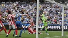 Imagen del gol de Dani Barcia al Sporting en Riazor