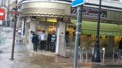 Calles convertidas en r�os en Lal�n por el granizo
