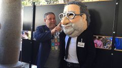 Imagen de archivo de Javier Novelle con su cabezudo en la XX edici�n del d�a de la Ciencia en la Calle