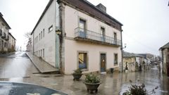Fachada del edificio de los juzgados de Sarria