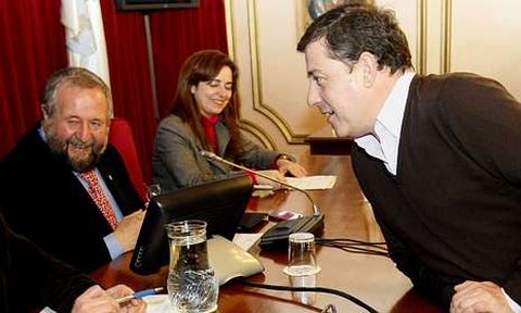 M�ndez dice que el modelo implantado por Orozco es a�n m�s transparente que el que sugiere Besteiro.