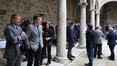 Guiti�n, a la izquierda, con el conselleiro de Cultura en el Parador de Santo Estevo