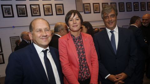 El portavoz del PSdeG, Xaqun Fernndez Leiceaga, con Ana Pontn, portavoz nacional del BNG y Pedro Puy, portavoz del PPdeG en el Parlamento de Galicia