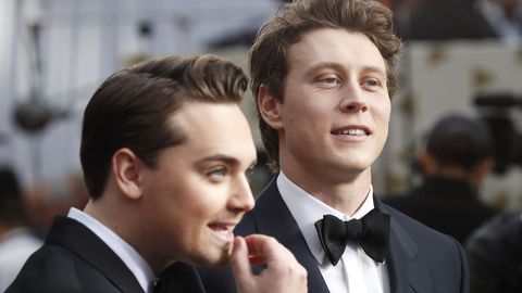 George MacKay y Dean-Charles Chapman