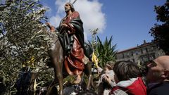 Procesi�n de domingo de Ramos por las calles de Pontevedra.