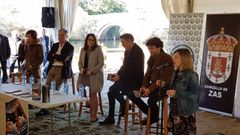 Manuel Vilar present� recientemente su gu�a  Cami�o de Santiago a Mux�a, por Brandomil 