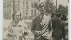 Cela y Lolita, paseando por Madrid en 1935
