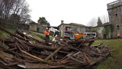 Pazo de Goi�ns. La recuperaci�n de esta construcci�n es uno de los proyectos m�s ambiciosos del Concello boirense, que en los pr�ximos d�as iniciar� las obras despu�s de hacer unos peque�os cambios en el proyecto. Marcos Creo
