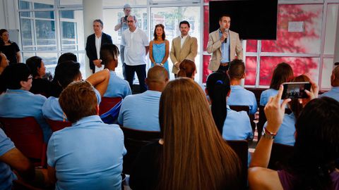 Los participantes en el programa Escolas Abertas de la Xunta se alojan en el centro residencial de la capital 