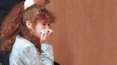 Christa Pike, en 1996, llorando en el juicio donde la condenaron por un crimen sat�nico