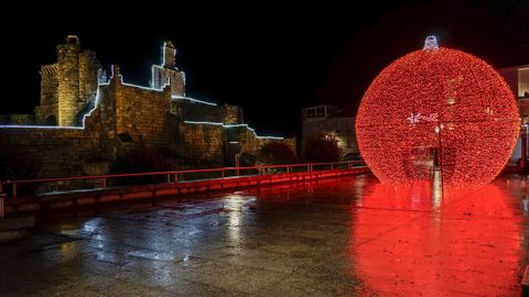 En todos los rincones de Ribadavia se encendi la Navidad