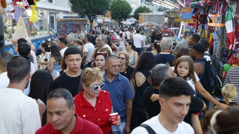 Numeroso p�blico acudi� este domingo a las atracciones del barrio de A Ponte