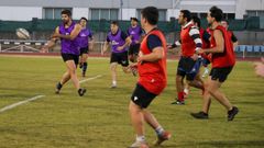 Un momento de los entrenamientos de Os Ingleses