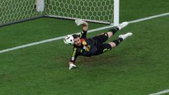 Unai Sim�n.Unai Sim�n con la Selecci�n