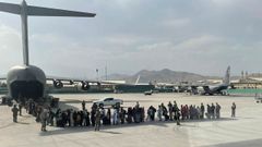 Evacuaci�n en el aeropuerto de Kabul