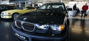 En el concesionario Lugauto se expusieron llamativos modelos de la marca de autom�viles BMW. 