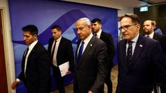 Benjamin Netanyahu, este domingo, a su llegada a la reuni�n semanal del Gobierno israel�
