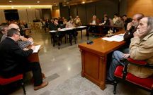 Los ediles reconocen el �rduo trabajo del interventor accidental.