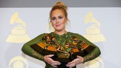 Adele y Bowie, grandes triunfadores de los Grammy