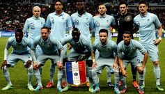 Los jugadores de la selecci�n francesa posan antes de su partido del pasado s�bado contra Georgia. <span lang= es-es >afp</span>