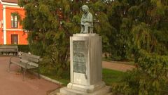 Escultura en la que Miranda rinde homenaje a los Caldereros.