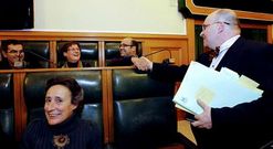 Rub�n Cela y Francisco Reyes coinciden en reclamar la celebraci�n del pleno.