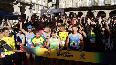 Carrera solidaria de la Guardia Civil en Ourense.
