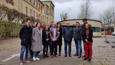 Representantes de las cofradas de Noia y Portosn acudieron al debate en el Parlamento invitados por el BNG.