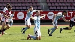 Paso atr�s del Compos con su derrota en casa ante el Atl�tico Arteixo (0-2).