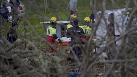 Los bomberos no pudieron hacer nada más que recuperar el cadáver del hombre