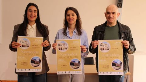 Ana Blanco, Carme Tub�o y Jos� Ram�n Ces presentaron la actividad