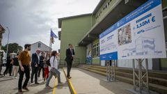 El conselleiro de Educaci�n, Rom�n Rodr�guez, se desplaz� a Boiro para presentar la rehabilitaci�n integral del CEIP Praia Xard�n