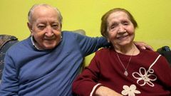 Enrique Garc�a y Olvido Fern�ndez, uno de los matrimonios m�s longevos de Asturias tras 76 a�os juntos