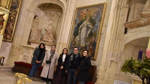 El cuadro de la Virgen de la Misericordia de Belmonte saca a la luz a dos nuevos personajes despu�s de su restauraci�n.