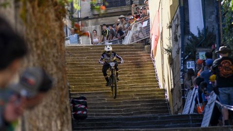 Carrera final del descenso urbano de Sarria