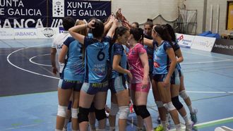 Las ourensanas celebran una jugada positiva en su feudo del Pompeo