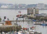 Vista de Forestal del Atl�ntico y Reganosa desde la zona de Ferrol Vello. 